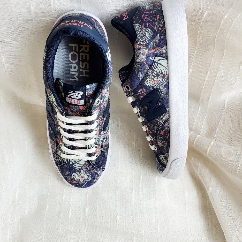 New Balance Men's Sneakers
